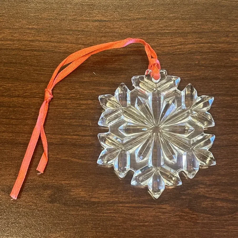 RM1020 Vintage Lennox Snowflake Crystal Glass Ornament